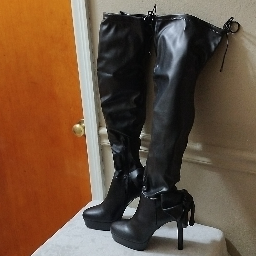 Womens Black Boots With Bow